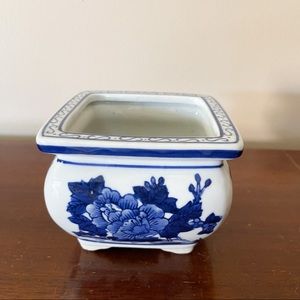Ceramic Square Bowl